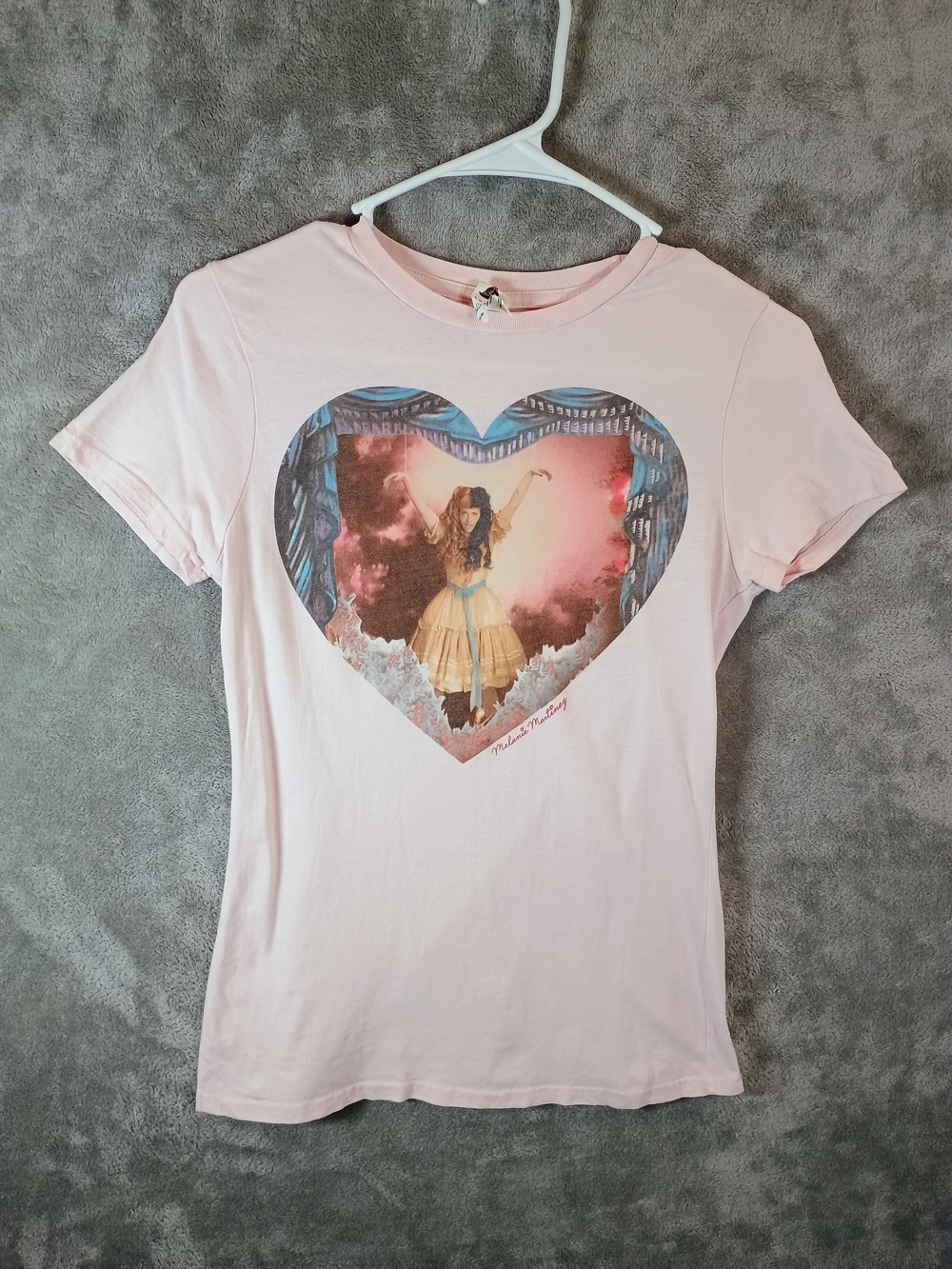 Melanie Martinez Graphic Heart Tee with Vintage Girl Print XS